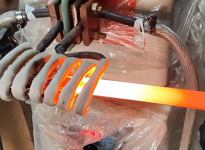 不鏽鋼板快速熱處理新方法！超高頻榴莲视频色在线观看加熱設備大揭秘